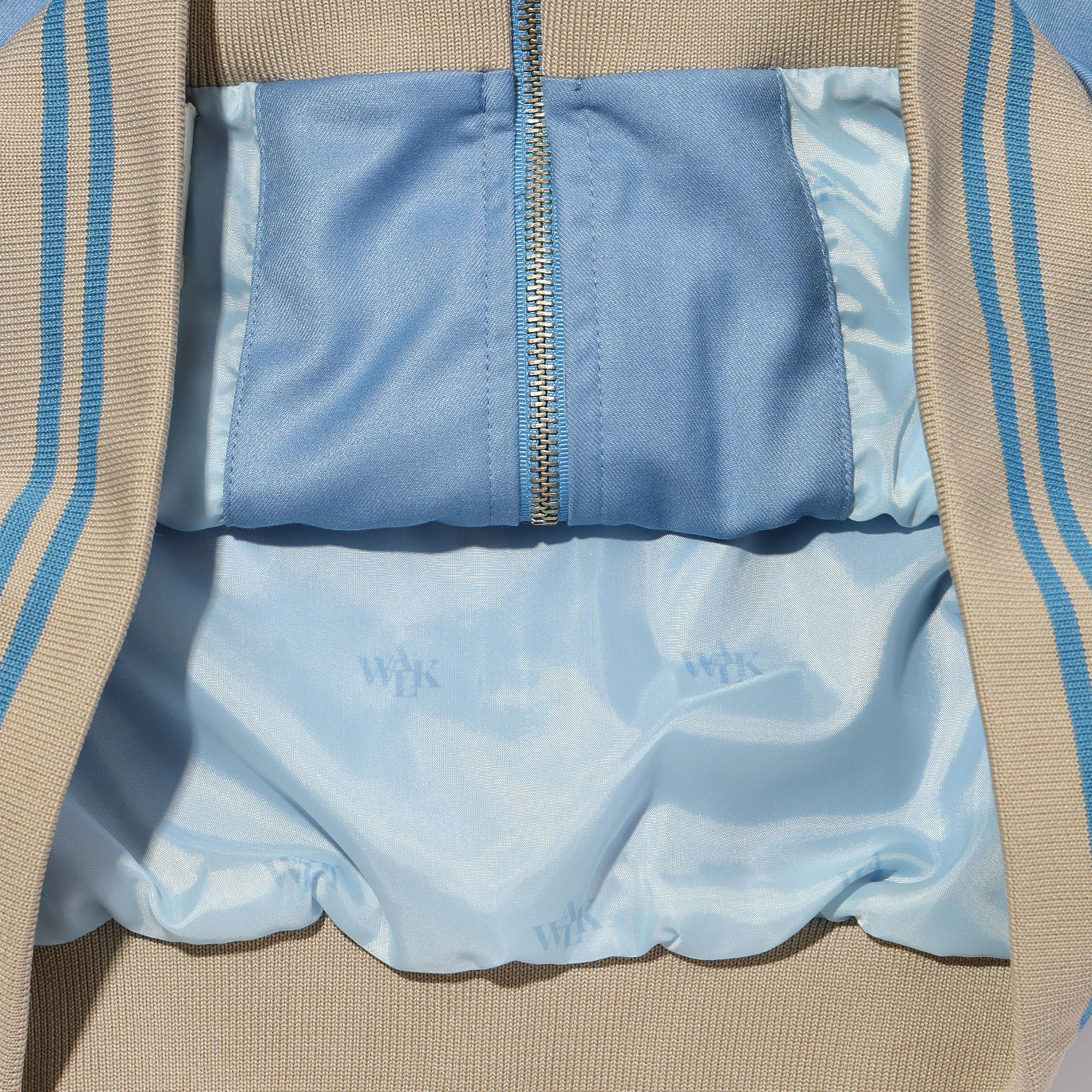 La veste bleu ciel - Image 3