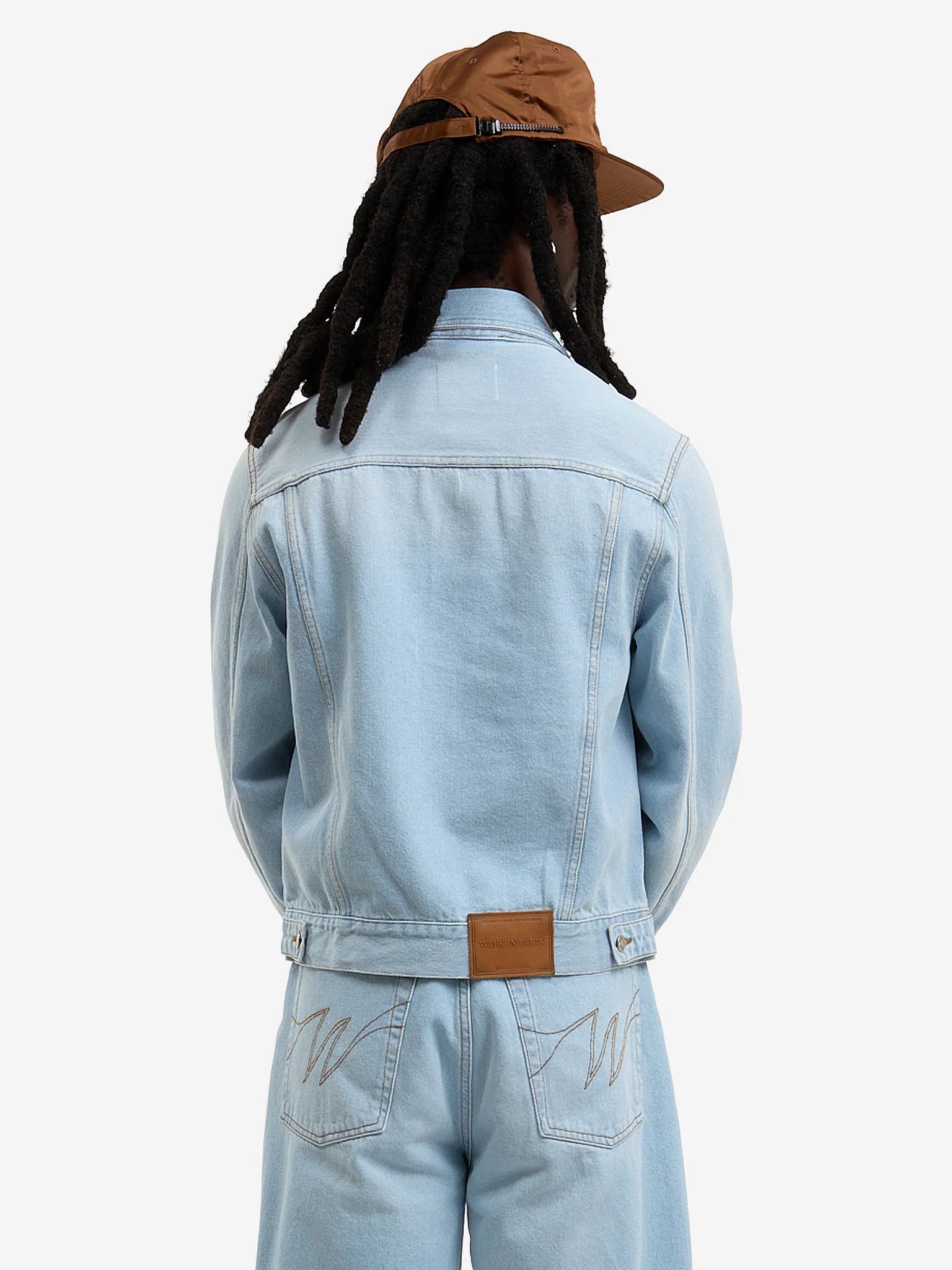 La veste du postier en denim clair délavé - Image 5