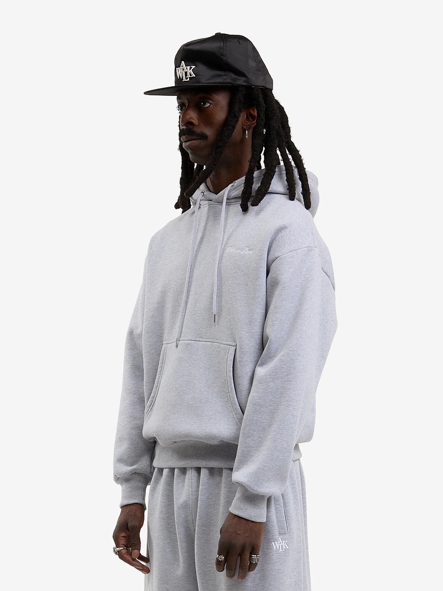 Le hoodie Timeless gris - Image 3