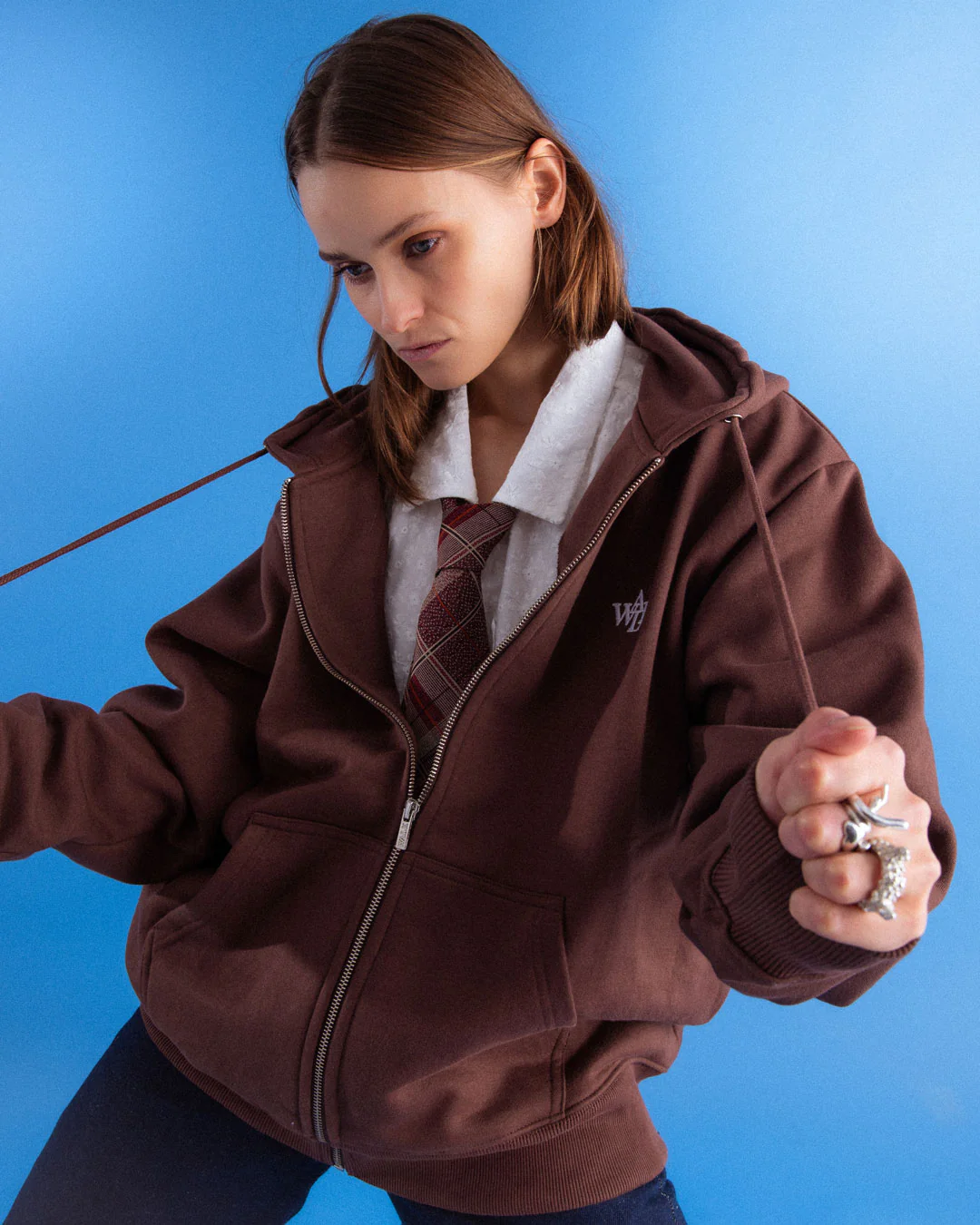 Le hoodie zippé marron - Image 3