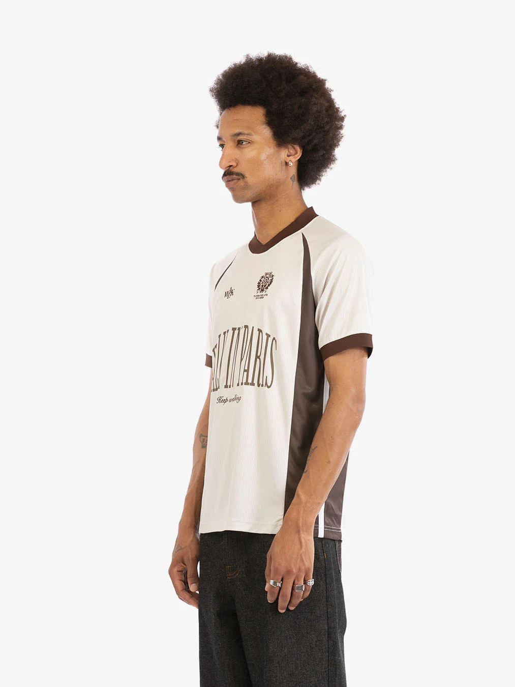 Le maillot de foot beige - Image 3