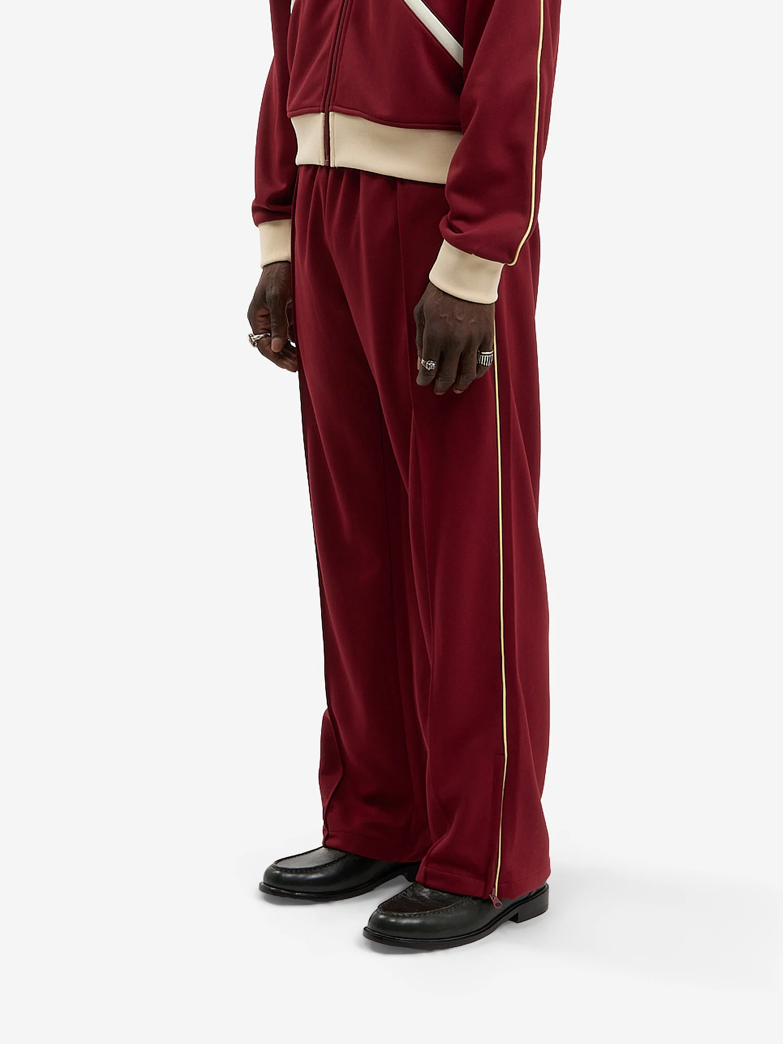Le pantalon de jogging Signature bordeaux - Image 3