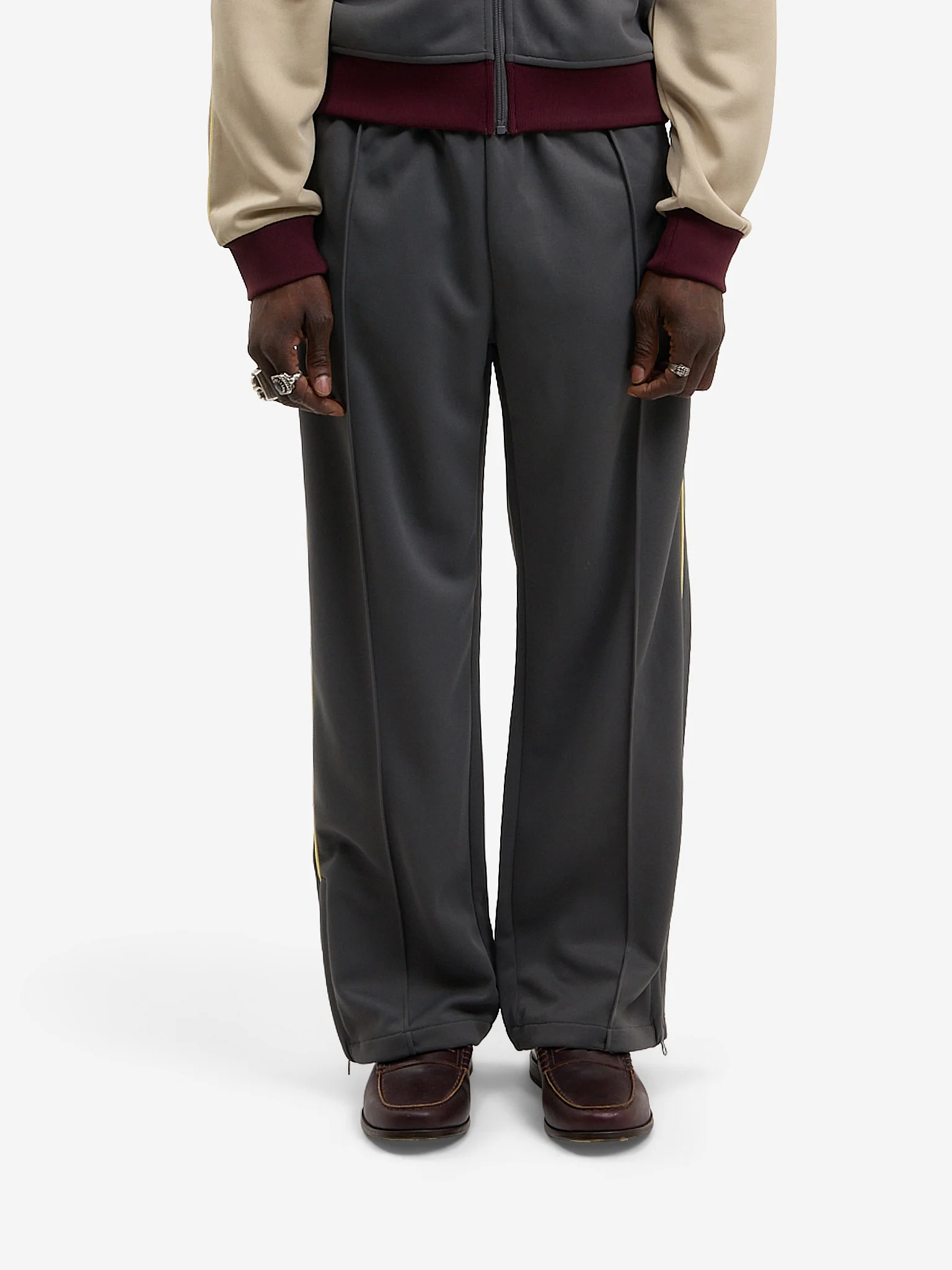Le pantalon de jogging Signature gris - Image 5