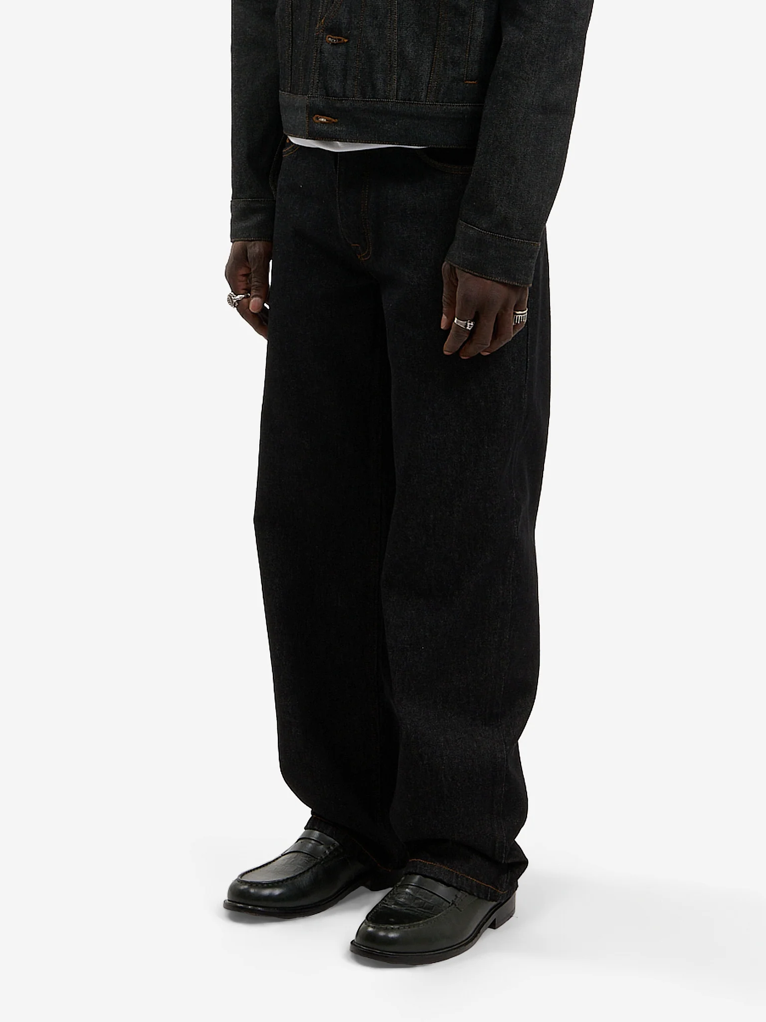Le pantalon regular en denim brut - Image 4