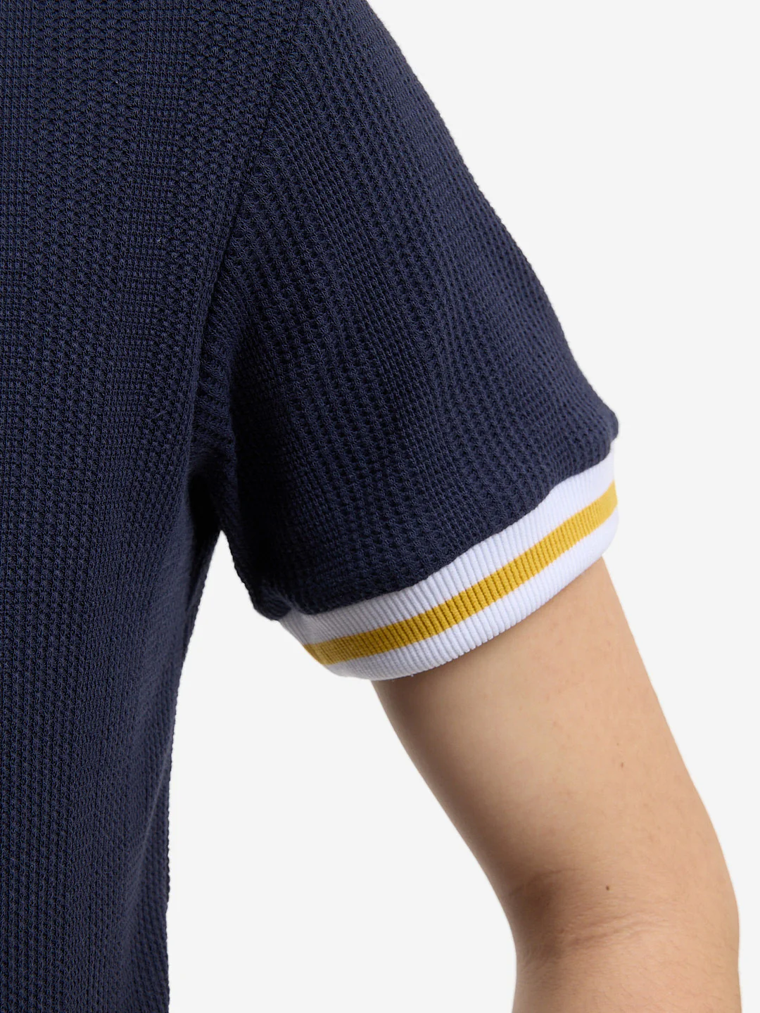 Le t-shirt en maille bleu - Image 5