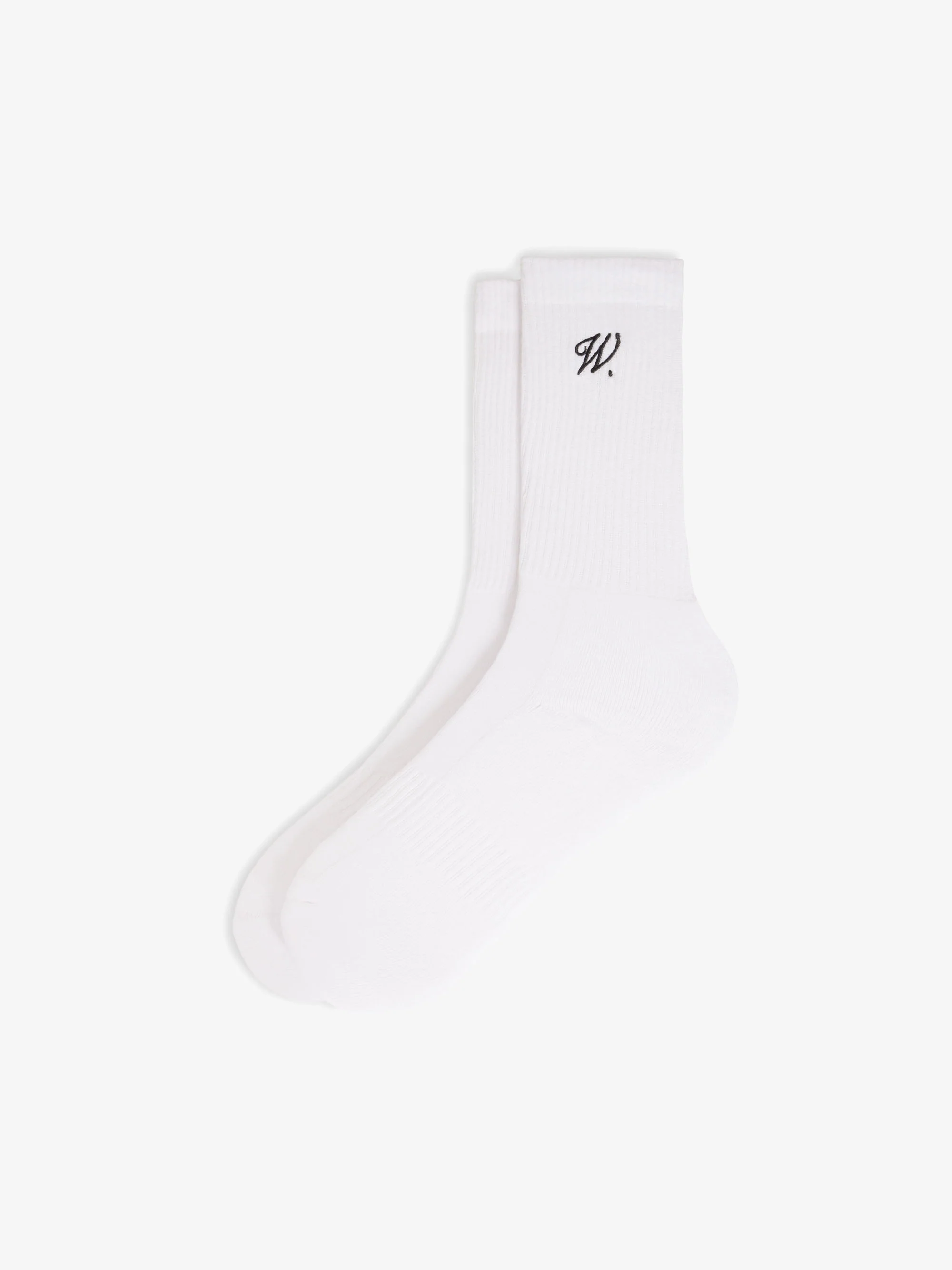 Les chaussettes classiques blanches