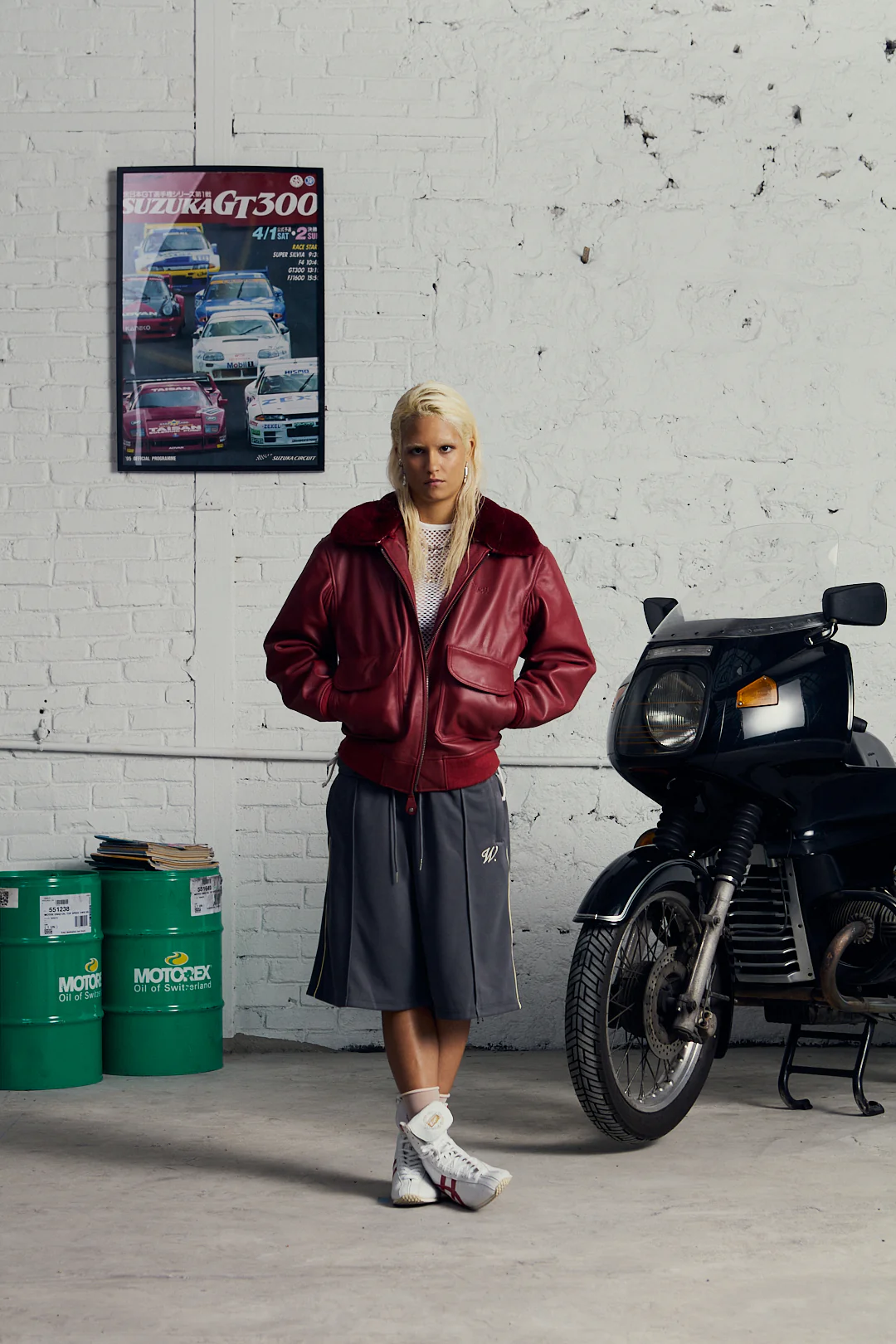 Walk in Paris X Schott NYC ® - La flight jacket rouge - Image 6